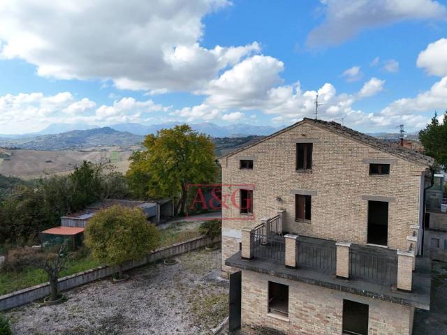 Villa Indipendente in vendita a Marche, Fermo