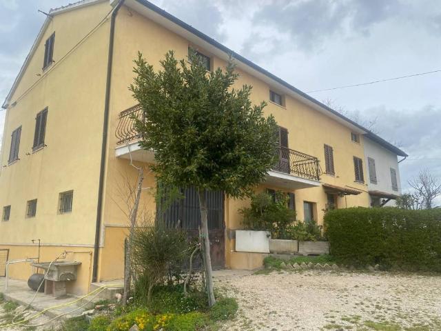 Villa Indipendente in vendita a Marche, Fermo
