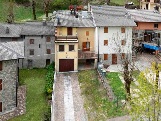 Villa Indipendente in vendita a Unione dei comuni del Frignano, Fanano