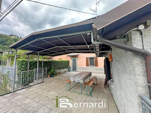 Villa Indipendente in vendita a Serrazzone, Fanano