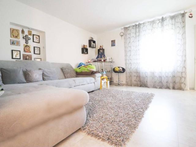 Villa Indipendente in vendita a Fanna, Friuli-Venezia Giulia