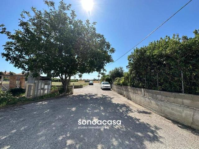 Villa Indipendente in vendita a Centro storico, Marche