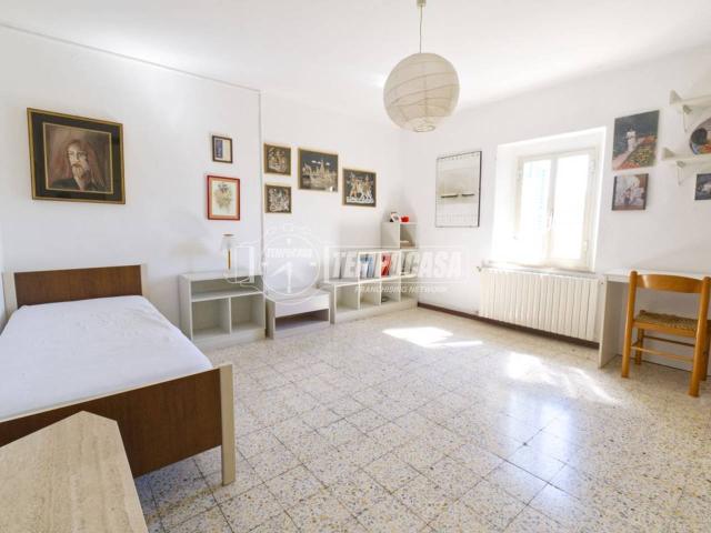 Villa Indipendente in vendita a Fenile, Marche
