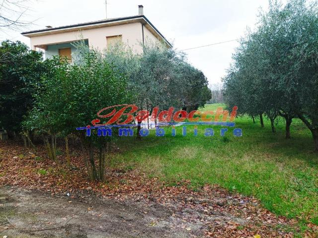 Villa Indipendente in vendita a Fano 2, Marche
