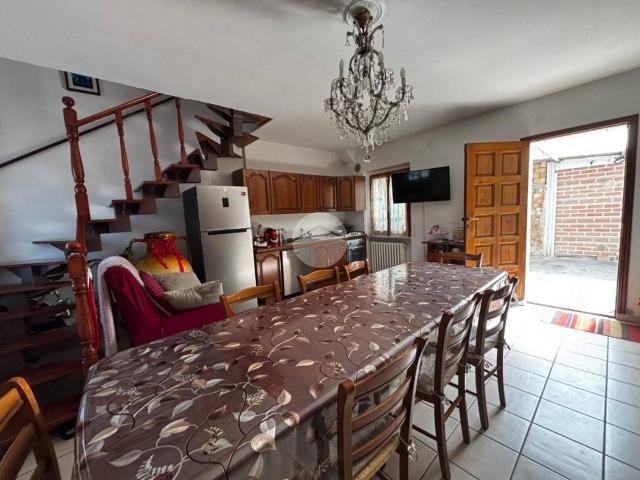 Villa Indipendente in vendita a Marche, Pesaro E Urbino