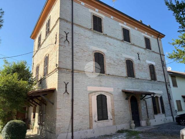 Villa Indipendente in vendita a Rosciano, Marche