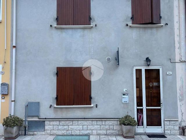 Villa Indipendente in vendita a Paleotta, Marche