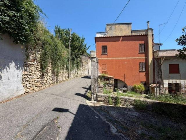 Villa Indipendente in vendita a Fara Sabina, Lazio