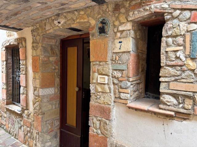 Villa Indipendente in vendita a Contrada Santa Maria, Farindola