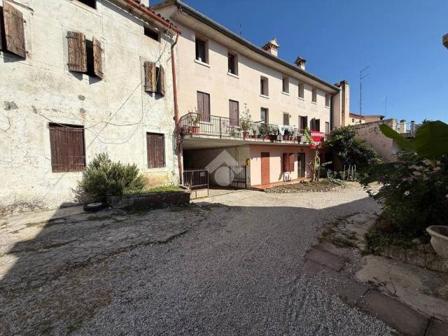 Villa Indipendente in vendita a Soligo, Farra di Soligo