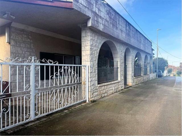 Villa Indipendente in vendita a Puglia, Brindisi
