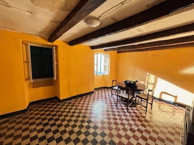 Villa Indipendente in vendita a Fascia, Liguria