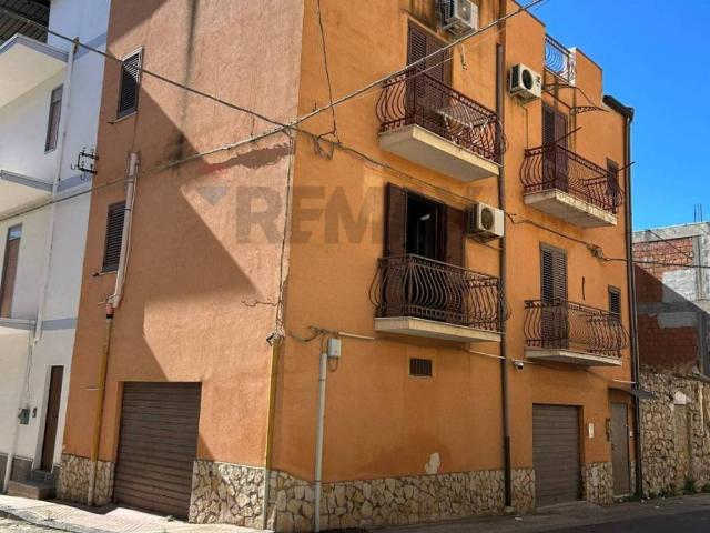 Villa Indipendente in vendita a Favara, Sicilia