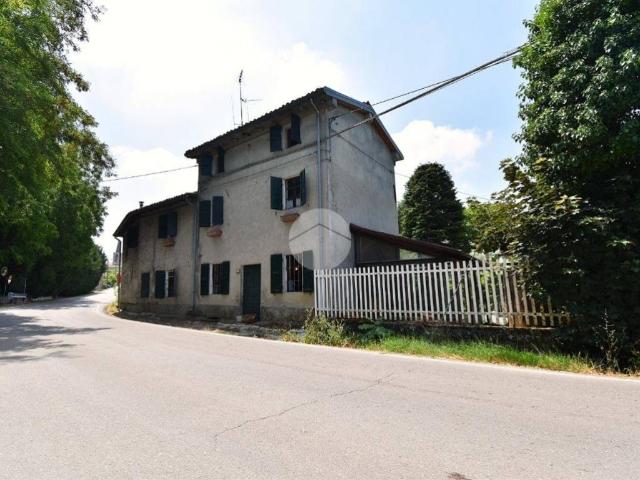 Villa Indipendente in vendita a Sant'Ilario Baganza, Felino