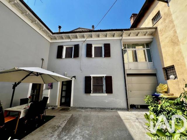 Villa Indipendente in vendita a Felizzano, Alessandria