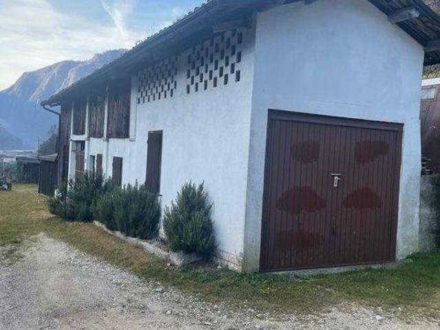 Villa Indipendente in vendita a Feltre, Veneto