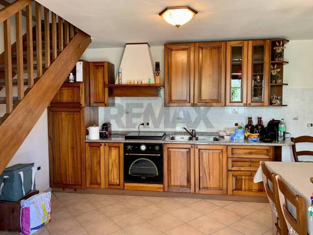 Villa Indipendente in vendita a Feltre, Veneto