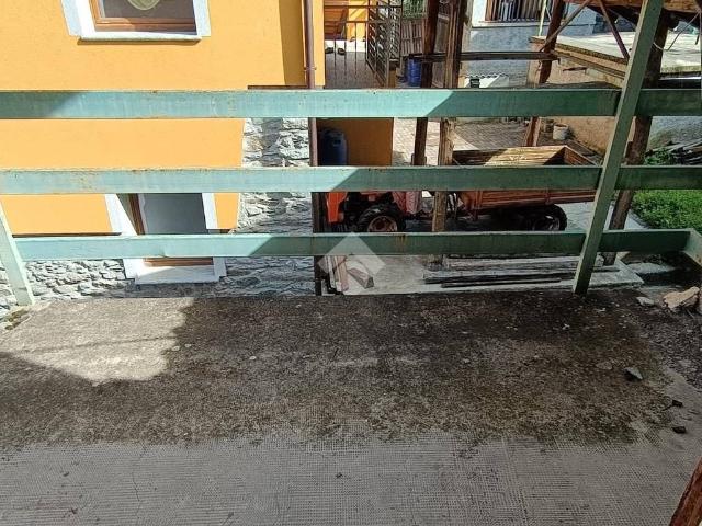 Villa Indipendente in vendita a Fenis, Aosta