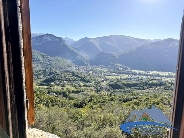 Villa Indipendente in vendita a Casa Cantoniera, Montefranco