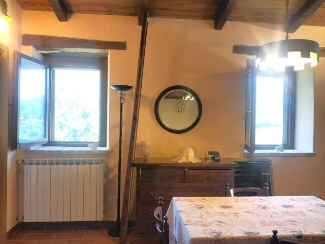 Villa Indipendente in vendita a Precetto, Ferentillo