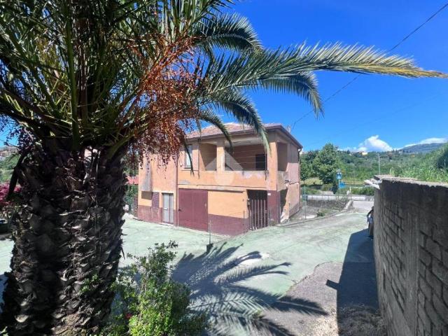 Villa Indipendente in vendita a Ferentino, Lazio