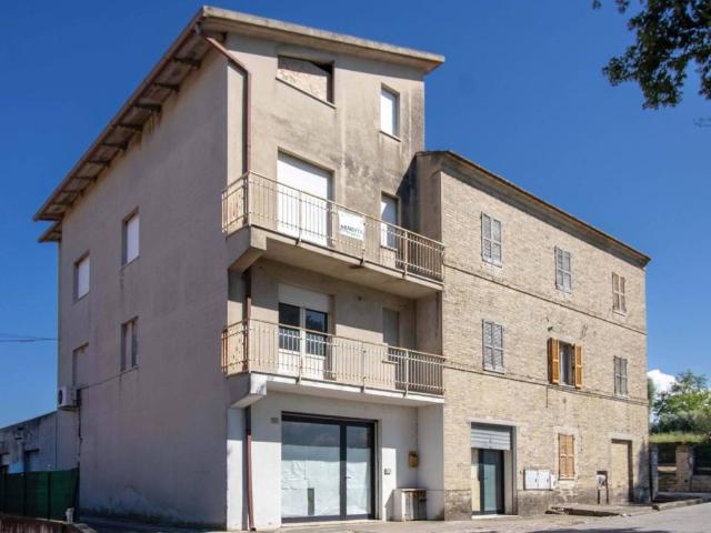Villa Indipendente in vendita a Ponte Ete, Marche