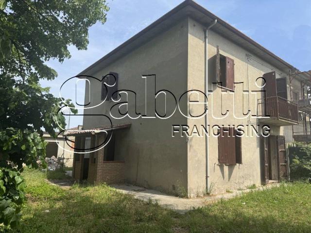 Villa Indipendente in vendita a Ferrara, Reggio Emilia