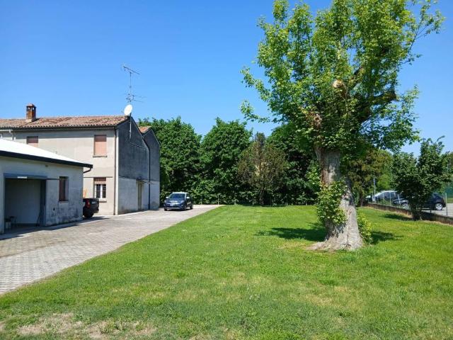 Villa Indipendente in vendita a San Martino, Ferrara