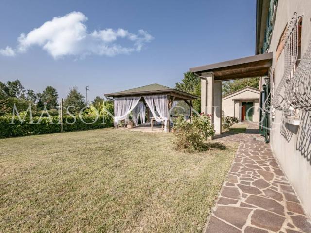 Villa Indipendente in vendita a Monestirolo, Ferrara