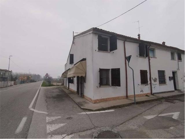Villa Indipendente in vendita a Sabbioni, Ferrara