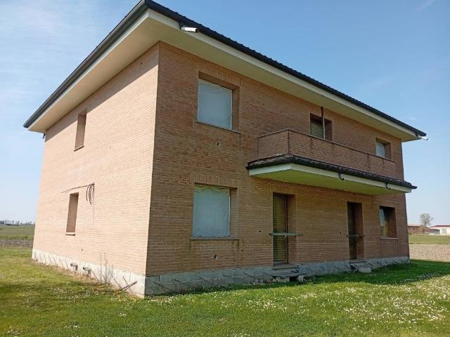 Villa Indipendente in vendita a Ferrara, Reggio Emilia