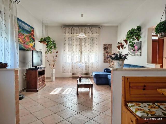 Villa Indipendente in vendita a Ferrara, Reggio Emilia