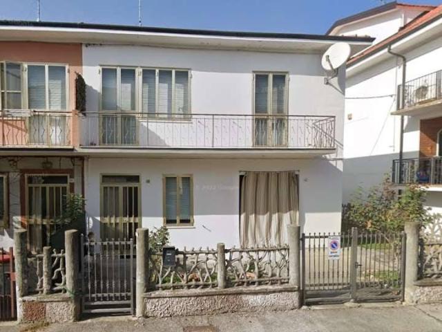 Villa Indipendente in vendita a Mizzana, Ferrara