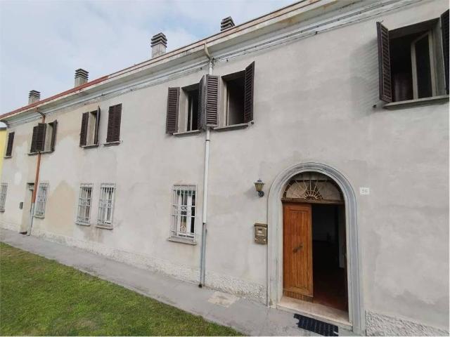 Villa Indipendente in vendita a Ferrara, Reggio Emilia