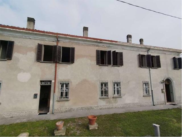 Villa Indipendente in vendita a Ferrara, Reggio Emilia