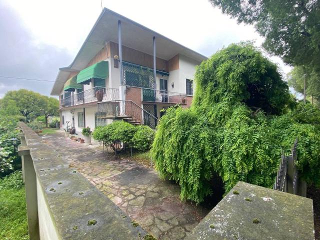 Villa Indipendente in vendita a Pontelagoscuro, Ferrara