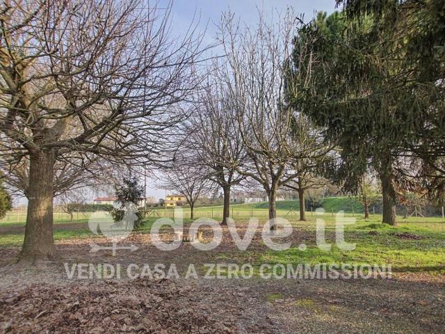 Villa Indipendente in vendita a Ferrara, Reggio Emilia