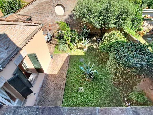 Villa Indipendente in vendita a Centro cittadino, Ferrara