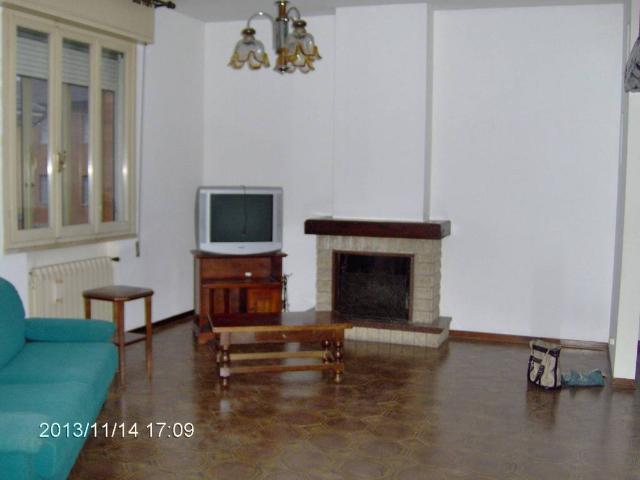 Villa Indipendente in vendita a Ferrara, Reggio Emilia