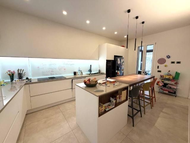 Villa Indipendente in vendita a Centro cittadino, Ferrara