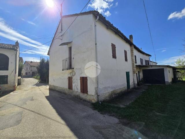 Villa Indipendente in vendita a Piemonte, Asti