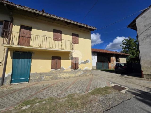 Villa Indipendente in vendita a Piemonte, Asti