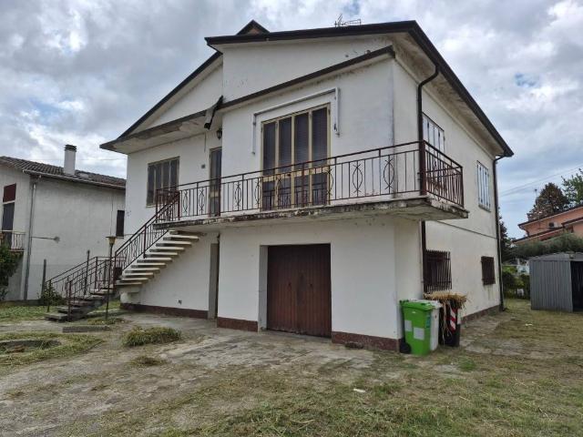 Villa Indipendente in vendita a Ficarolo, Rovigo