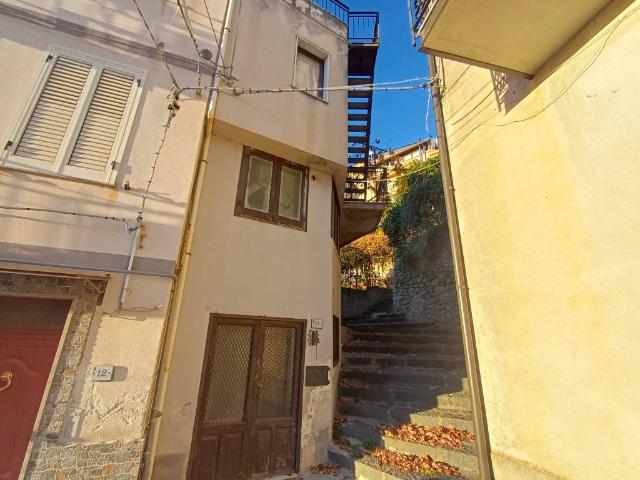 Villa Indipendente in vendita a Ficarra, Sicilia