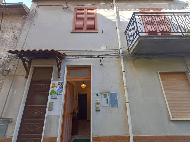 Villa Indipendente in vendita a Ficarra, Sicilia