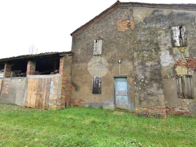 Villa Indipendente in vendita a Fidenza, Reggio Emilia