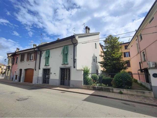 Villa Indipendente in vendita a Fidenza, Reggio Emilia