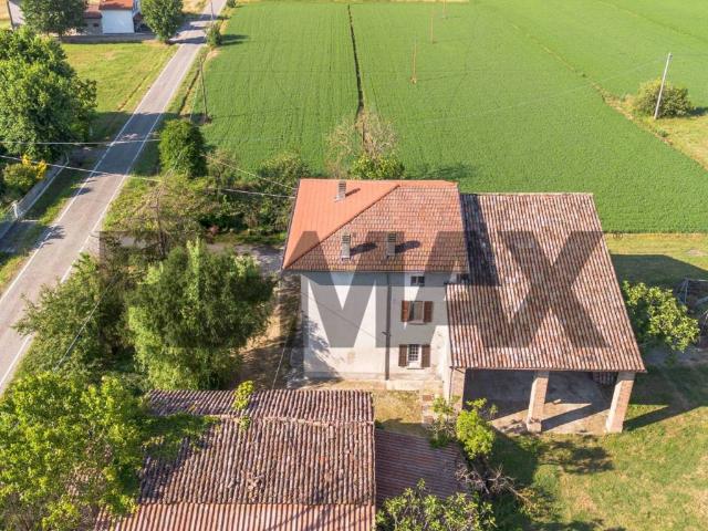 Villa Indipendente in vendita a Fidenza, Reggio Emilia