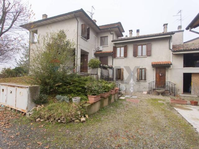 Villa Indipendente in vendita a Fidenza, Reggio Emilia
