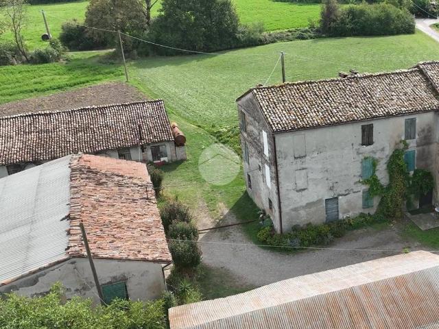 Villa Indipendente in vendita a Fidenza, Reggio Emilia